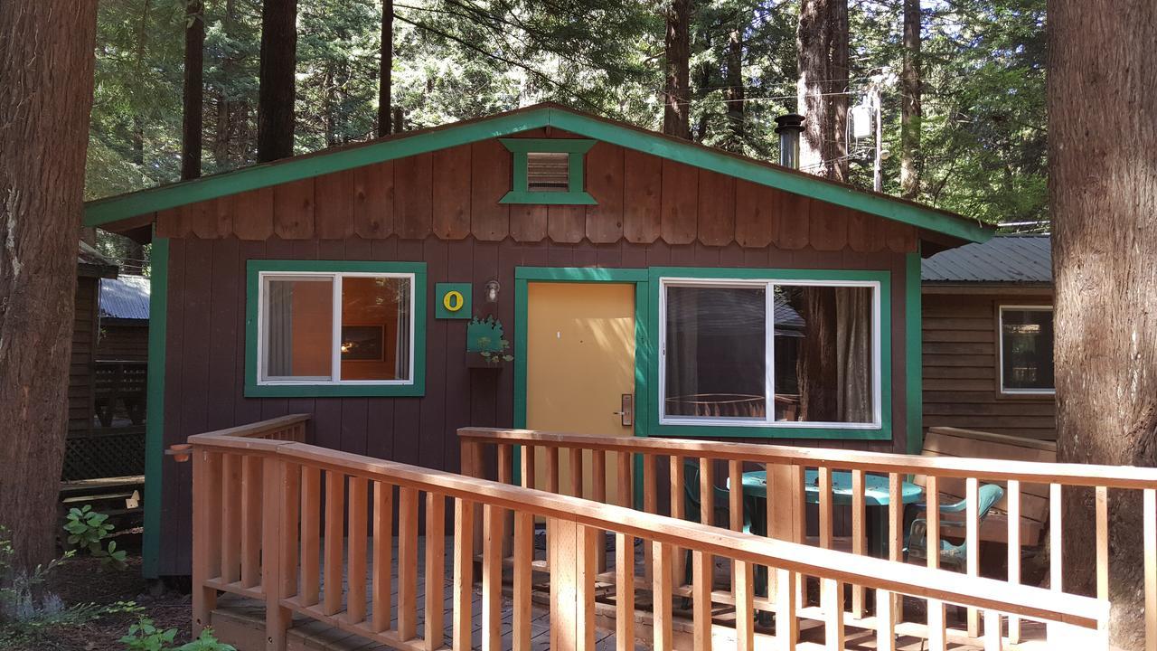 Emerald Forest Cabins Trinidad Room photo