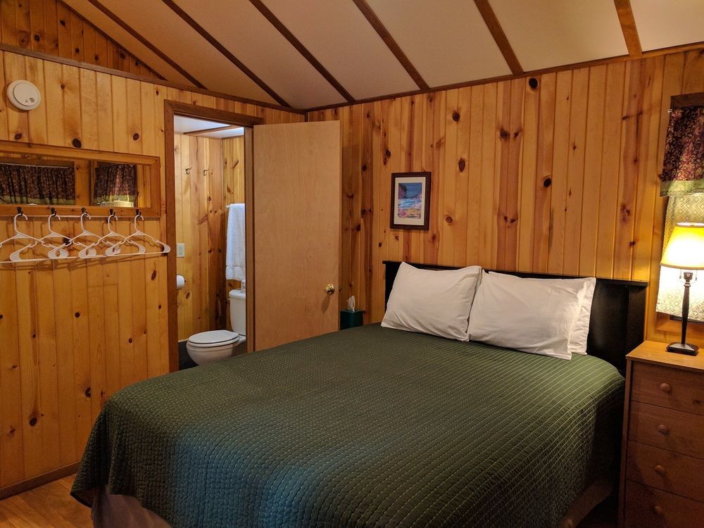 Emerald Forest Cabins Trinidad Exterior photo